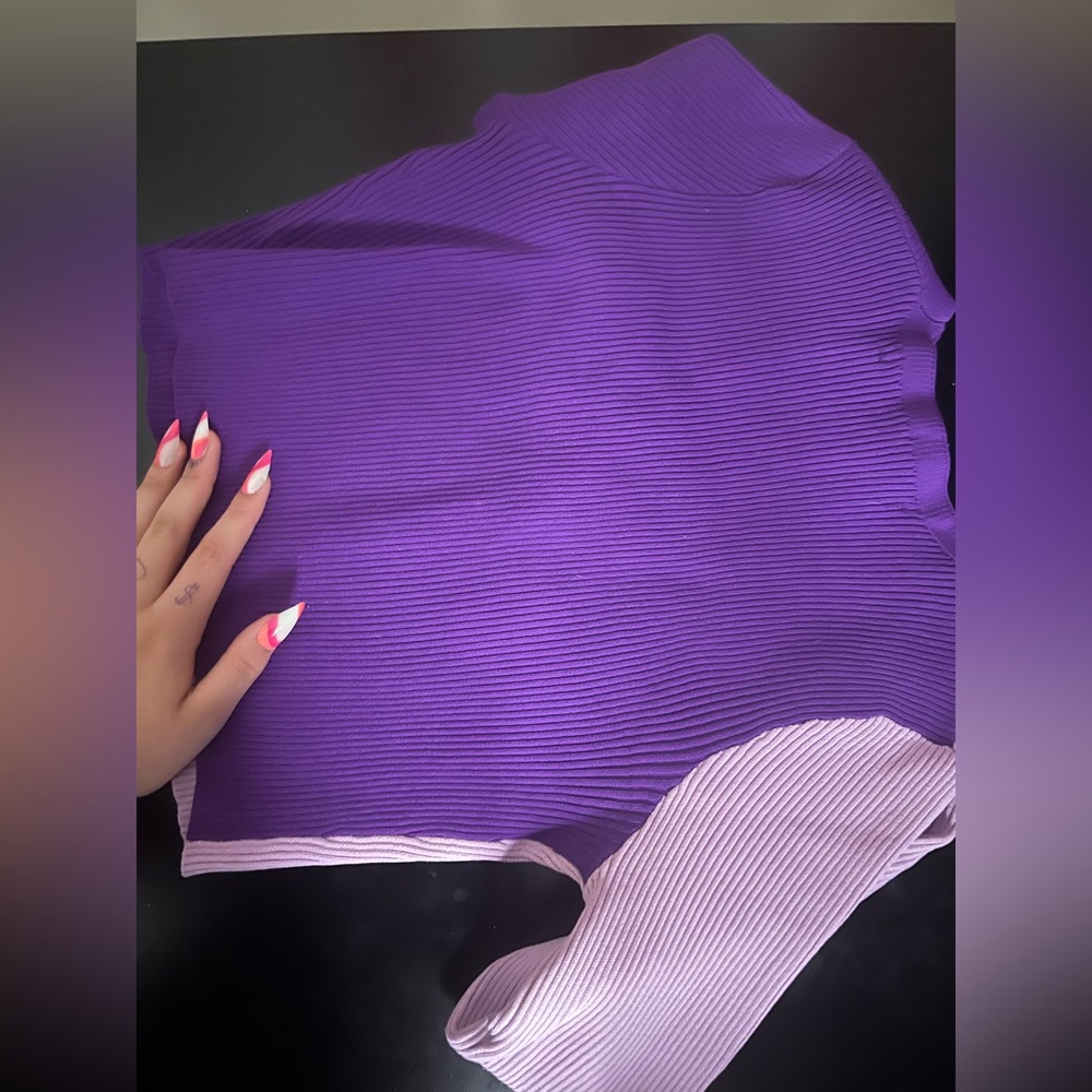 Purple - Picture 3 of 4